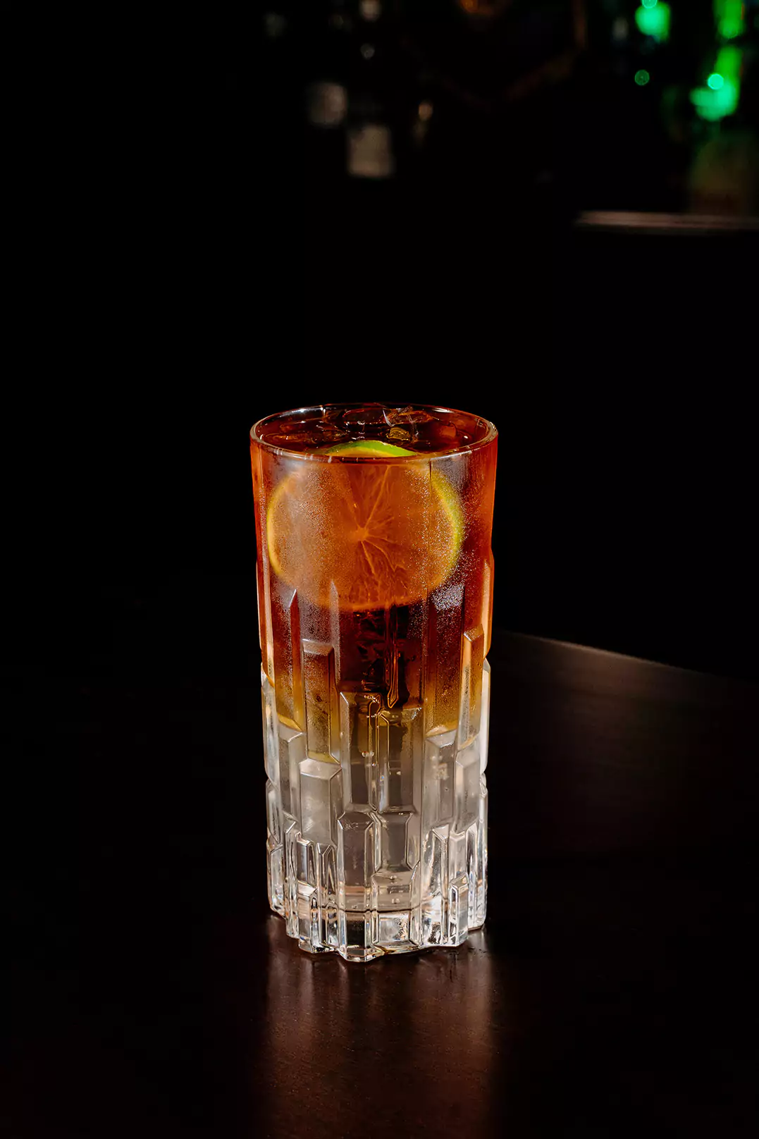 月黑风高 Dark ‘N’ Stormy